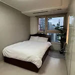 #Hotel #Cozy #Gangnam #Metroarea #Highfloor #Airportbus #Downtown #Gangnamdaero